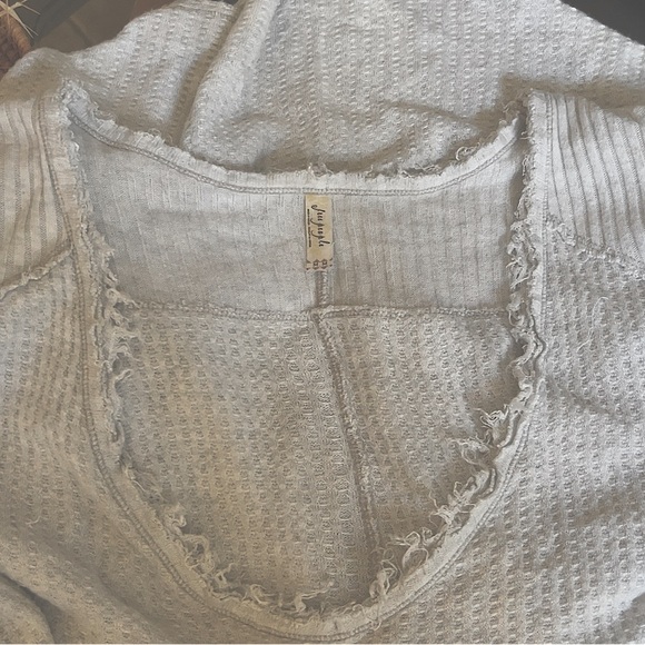 Boho Free People Women's Gray Waffle Knit Top - Picture 2 of 3